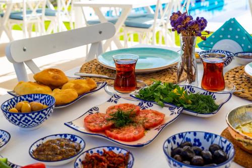 Mad på hotellet eller i nærheden