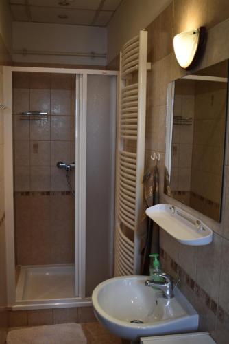 Phòng tắm tại Apartmány Lenka