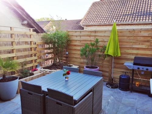 LES FARIOS AVEC TERRASSE