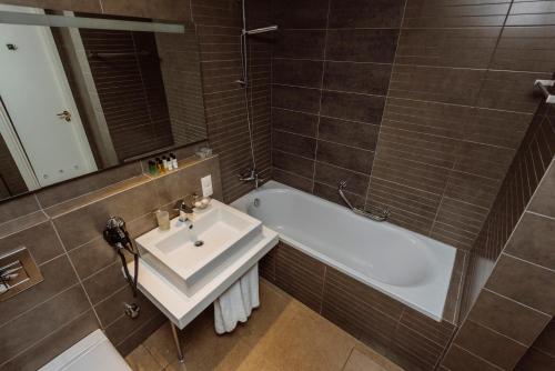 Gallery image of Golden Palace Batumi Hotel & Casino in Batumi
