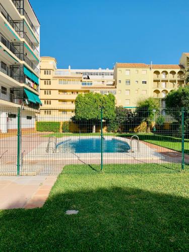 Solana Tulipanes Parking Pool Terrace