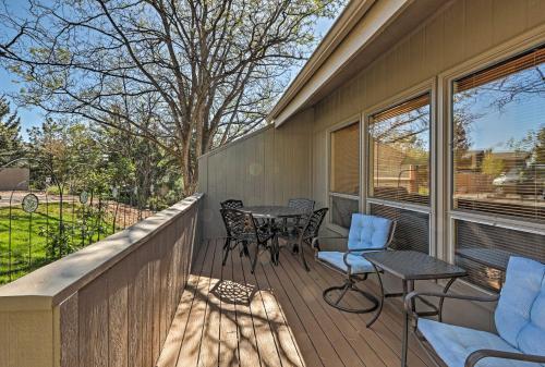 Flagstaff Townhome with Deck Easy Access Downtown!