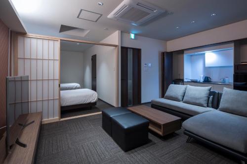 Posezení v ubytování Randor Residence Hiroshima Suites