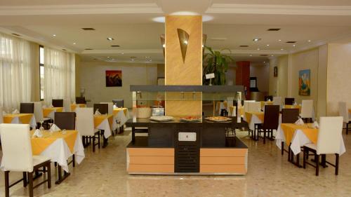 Restaurace v ubytování Oasis Hotel & Spa