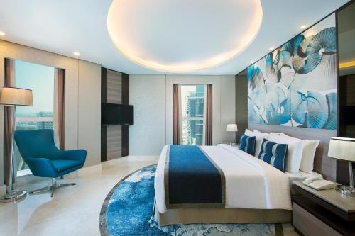  Gulf Court Hotel Business Bay -  Room  picture :   Tea/Coffee maker    Minibar    Shower                           