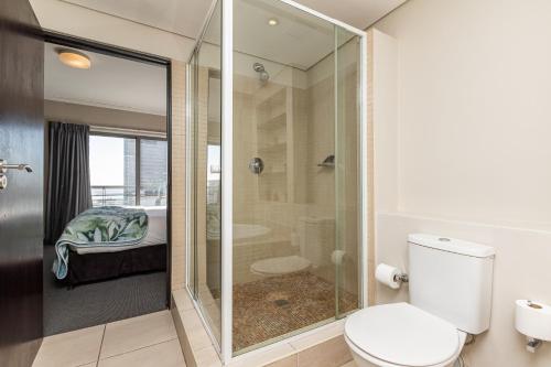 Gallery image of ITC Icon Two bedroom Apartment with lovely balcony in Cape Town