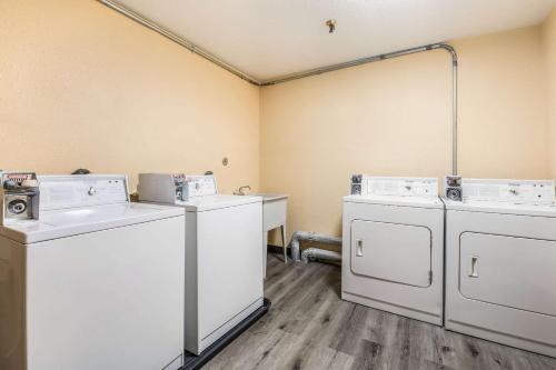 Fotografie z fotogalerie ubytování Equality Inn v destinaci Rockford