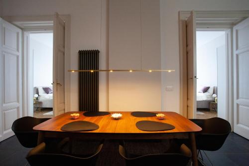 Real Deluxe next to Danube