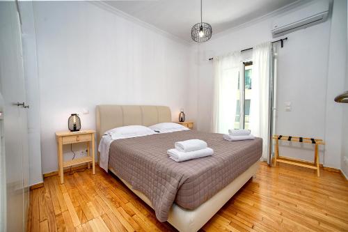 Acropolis area family friendly 2bdr apartment