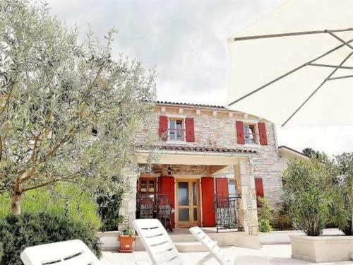 Holiday Home with Pool (4282) – Photos 3