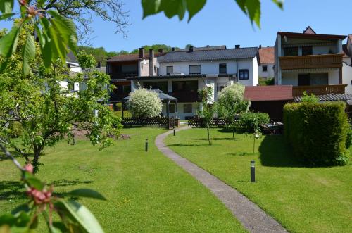 Κήπος έξω από το Ferienwohnung Stambach