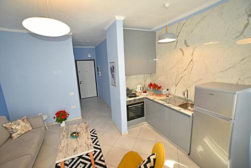 Cuina o zona de cuina de SunRise Suites