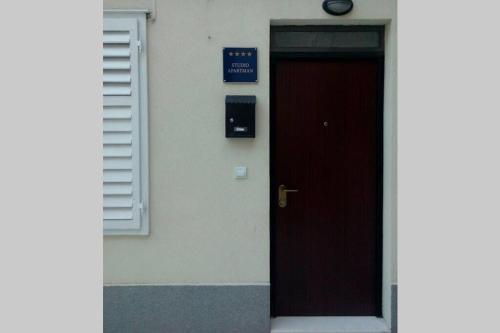 Try to live small in Split center !