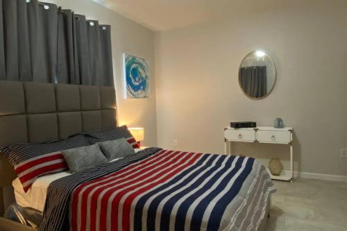LUXURY and VINTAGE space to enjoy your vacation!! photo 35