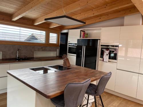 Kuchyň nebo kuchyňský kout v ubytování Penthouse Sonnenplatzl