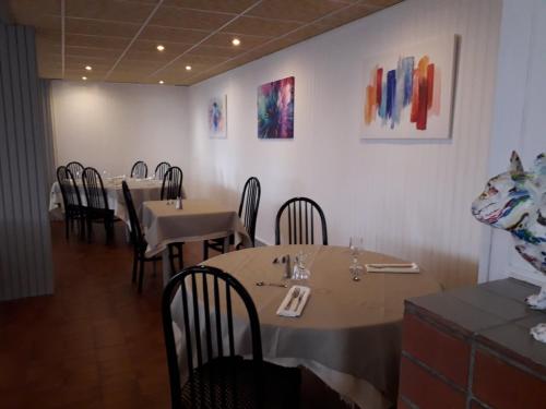 Restaurace v ubytování Auberge de L'Orisse - Mobilhome