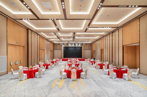 Foto da galeria de Holiday Inn Tongren Wanshan, an IHG Hotel em Tongren