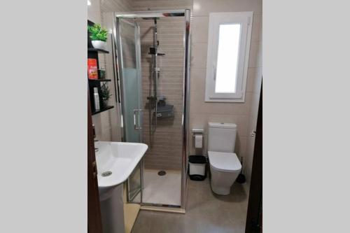 Ένα μπάνιο στο Apartamento Ceclavín