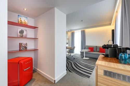 Ruang duduk di Novotel Wien Hauptbahnhof