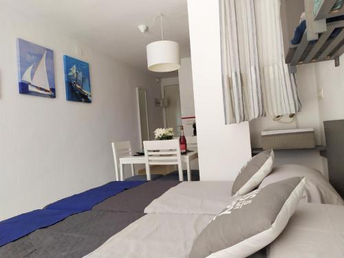 Χώρος καθιστικού στο Estudio Reformado cerca de la Playa AC Wi-Fi Neftlix Acepta Mascotas