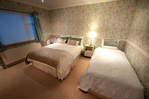 Легло или легла в стая в Lynster House