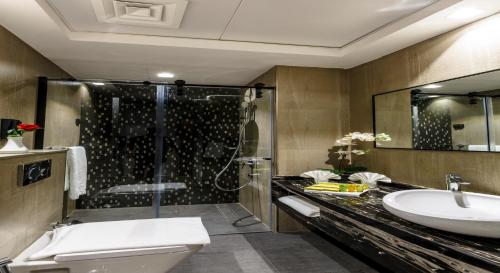 Rose Executive Hotel - DWTC Image