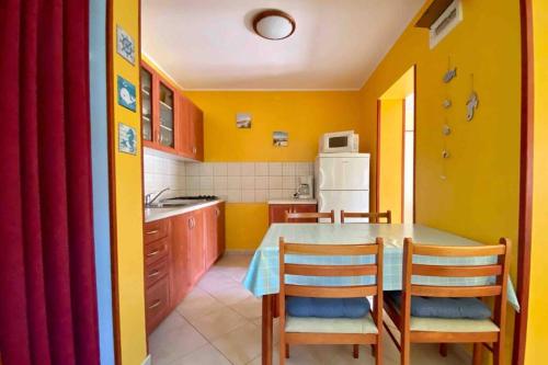 Apartment Damir 50 meters from the beach