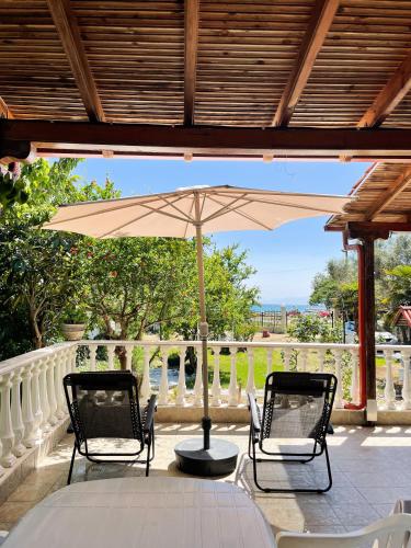 Casa Lia-Beach Front Villa
