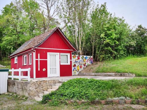 Foto da galeria de NaturCampingplatz Bad Mergentheim - Ferienwohnungen in der Natur em Bad Mergentheim