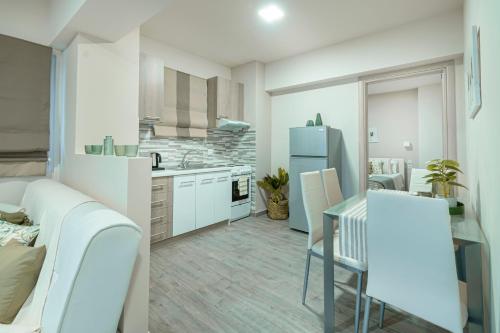 Photo de la galerie de l'établissement Dedis Apartment's, à Neos Marmaras