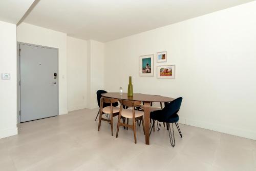 Fotografie z fotogalerie ubytování Roami at Grove 27 v Miami