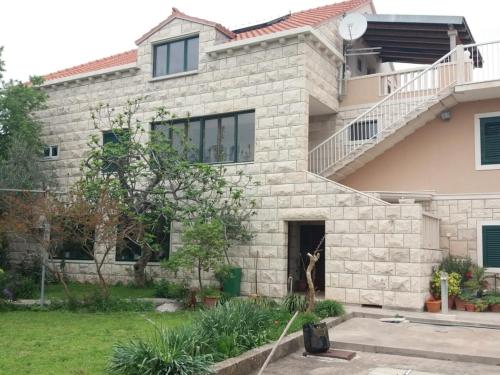 Apartment in Sumartin with balcony, air conditioning, WiFi (4906-2)