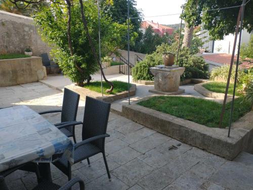 Gallery image of Apartments Vidulić in Mali Lošinj