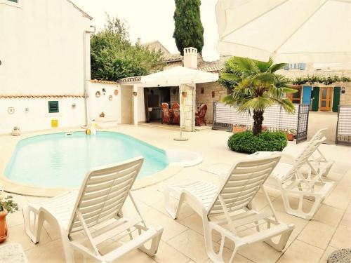 Fotografie z fotogalerie ubytování Holiday Home with Pool (4280) v destinaci Burići