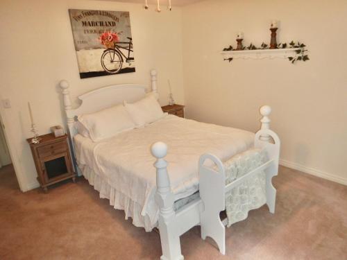Room in BB - Eagle River Bed and Breakfast - farmhouse room