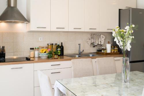 Dapur atau dapur kecil di Marija Apartment