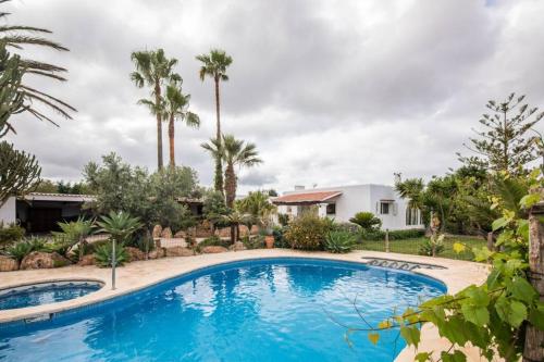 Casa Can Serra, con piscina y jardín, Sant Miquel de Balansat ...