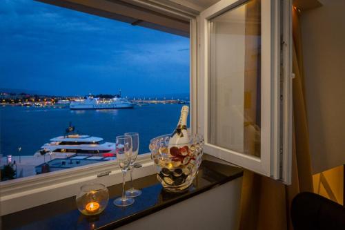 Top rooms