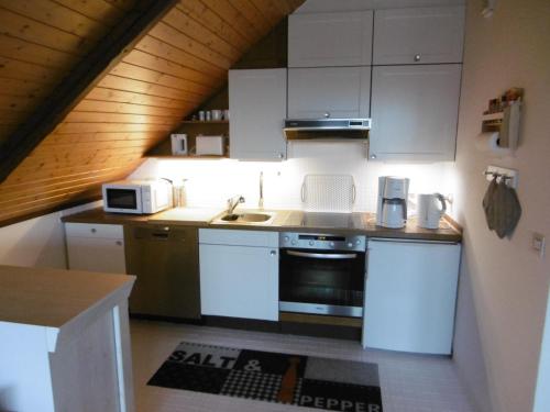Dapur atau dapur kecil di Ferienwohnung Panoramablick