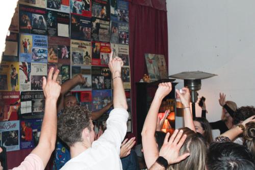 Alface Hall Hostel & Bar