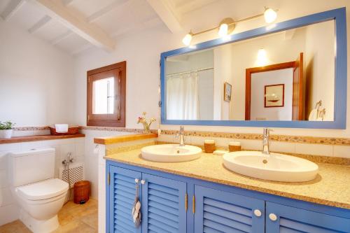 Koupelna v ubytování Finca Agroturismo Can Carro