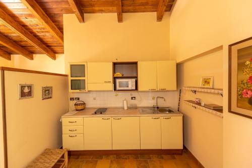 Gallery image of Locanda del picchio in Morro dʼOro