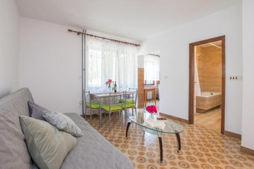 Zdjęcie z galerii obiektu Apartments Nono Toni w Poreču