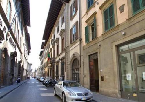Leonardo al Duomo by Charming Italy Tour