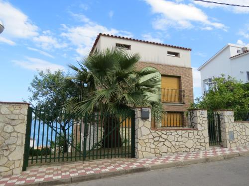 Chalet Torrent Petit, Canet de Mar, Spain - Booking.com