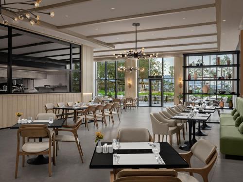 Un restaurante u otro lugar para comer en NG Phaselis Bay