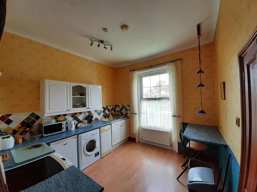 מטבח או מטבחון ב-Self Contained apartment in Winterton Hall