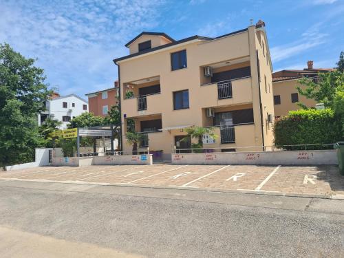 Apartments Jukić