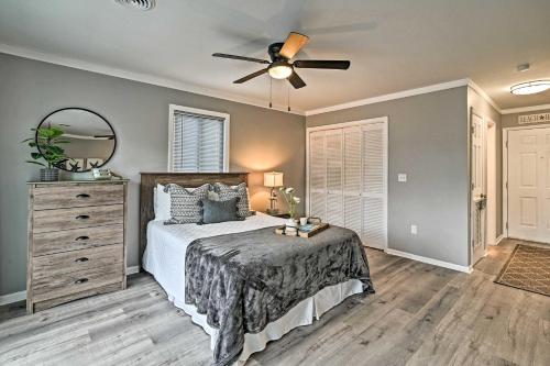 Couple’s Retreat w/ Balcony in Surfside Beach! photo 13