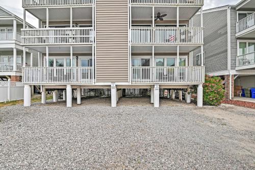 Couple’s Retreat w/ Balcony in Surfside Beach! photo 26